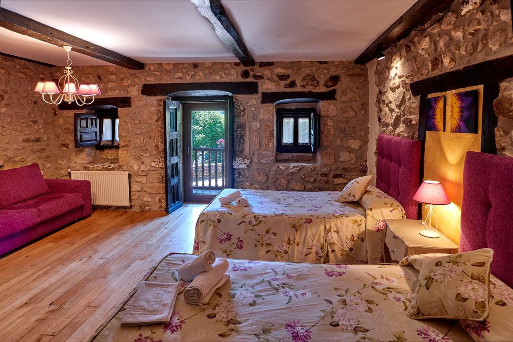 Alles Casas Rurales La Tahona De Besnes 게스트하우스 외부 사진