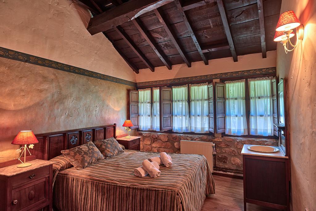 Alles Casas Rurales La Tahona De Besnes 게스트하우스 외부 사진