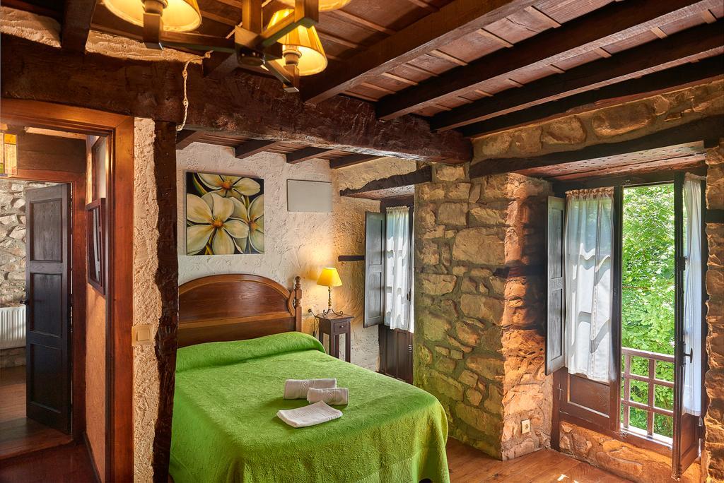 Alles Casas Rurales La Tahona De Besnes 게스트하우스 외부 사진
